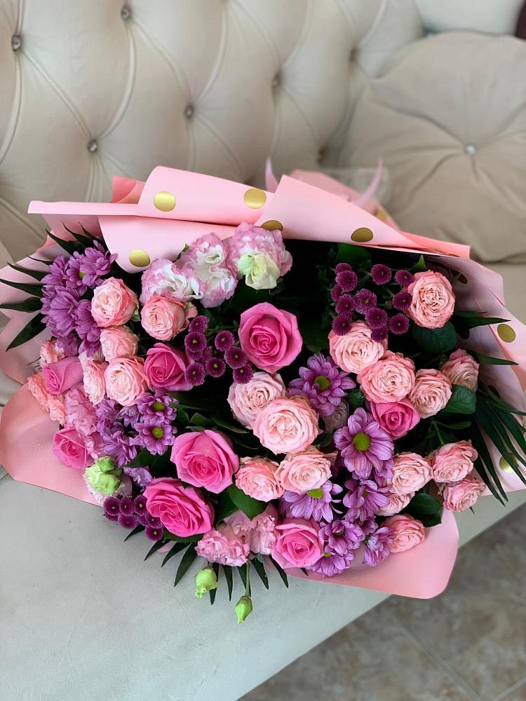 Букет цветов из: Хризантемы, Розы и Лизиантусы в Мортке