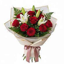 Букет цветов из:  Лилии и Розы в Мортке