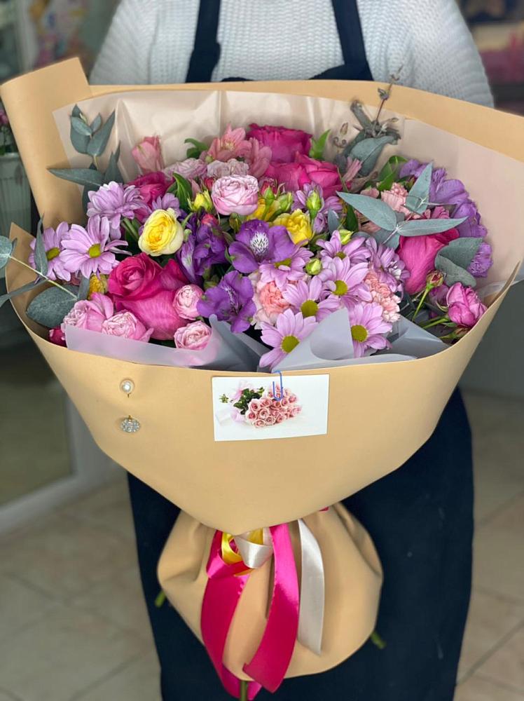 Букет цветов из: Хризантемы, Гвоздики и Альстромерии в Мортке