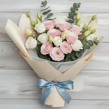 Букет цветов из:  Лизиантусы в Мортке