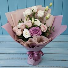 Букет цветов из:  Розы и Лизиантусы в Мортке