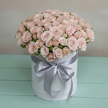 Цветочная композиция из Розы в шляпной коробке в Мортке