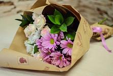 Букет цветов из:  Розы и Хризантемы #REPLACE_PRED# Мортке