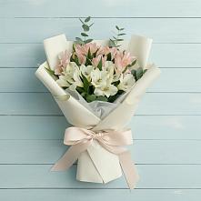 Букет цветов из:  Альстромерии в Мортке