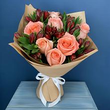 Букет цветов из:  Розы и Альстромерии в Мортке