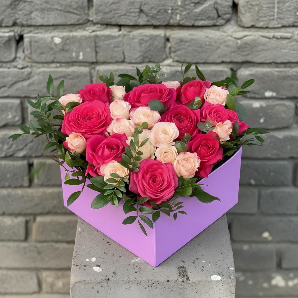 Цветочная композиция из Розы в коробке в Мортке