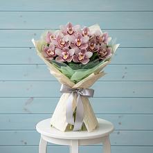 Букет цветов из:  Орхидеи и Розы в Мортке