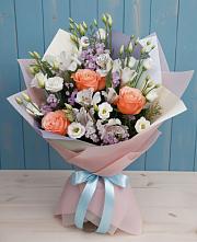 Букет цветов из:  Лизиантусы, Розы, Альстромерии и Гипсофила #REPLACE_PRED# Мортке