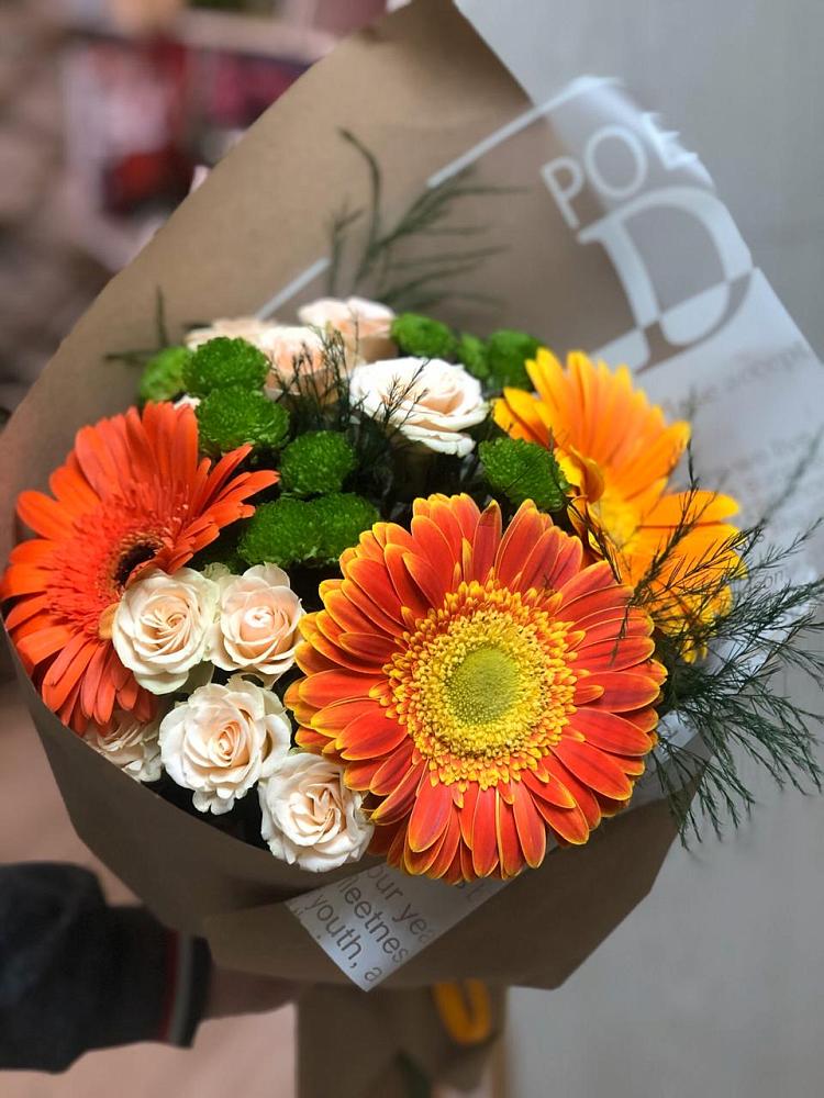Букет цветов из: Герберы, Хризантемы и Розы в Мортке