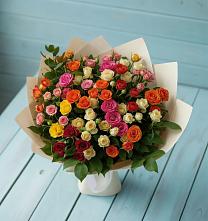 Букет Микс из разноцветных кустовых роз в Мортке