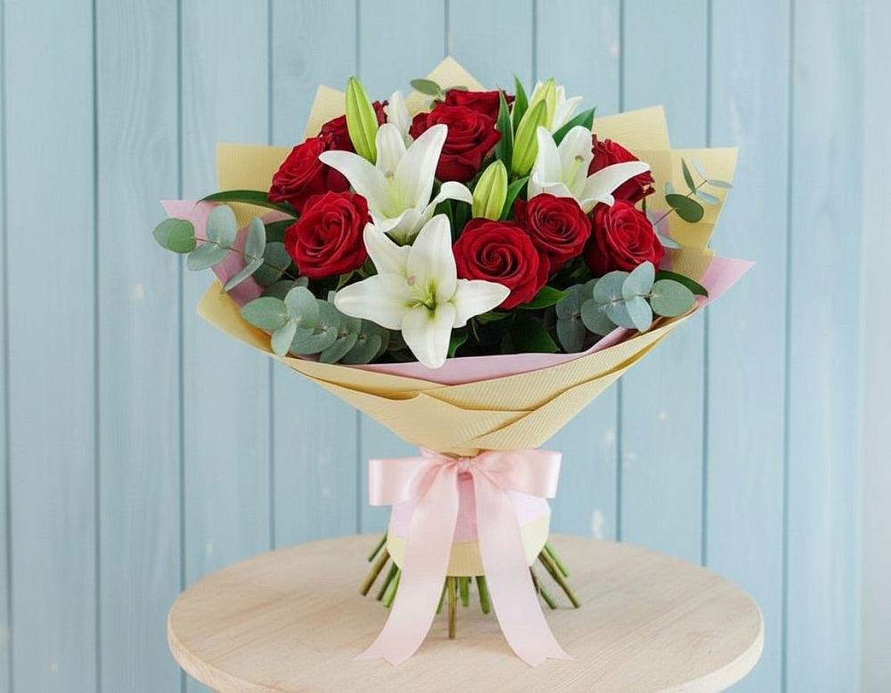 Букет цветов из: Лилии и Розы в Мортке